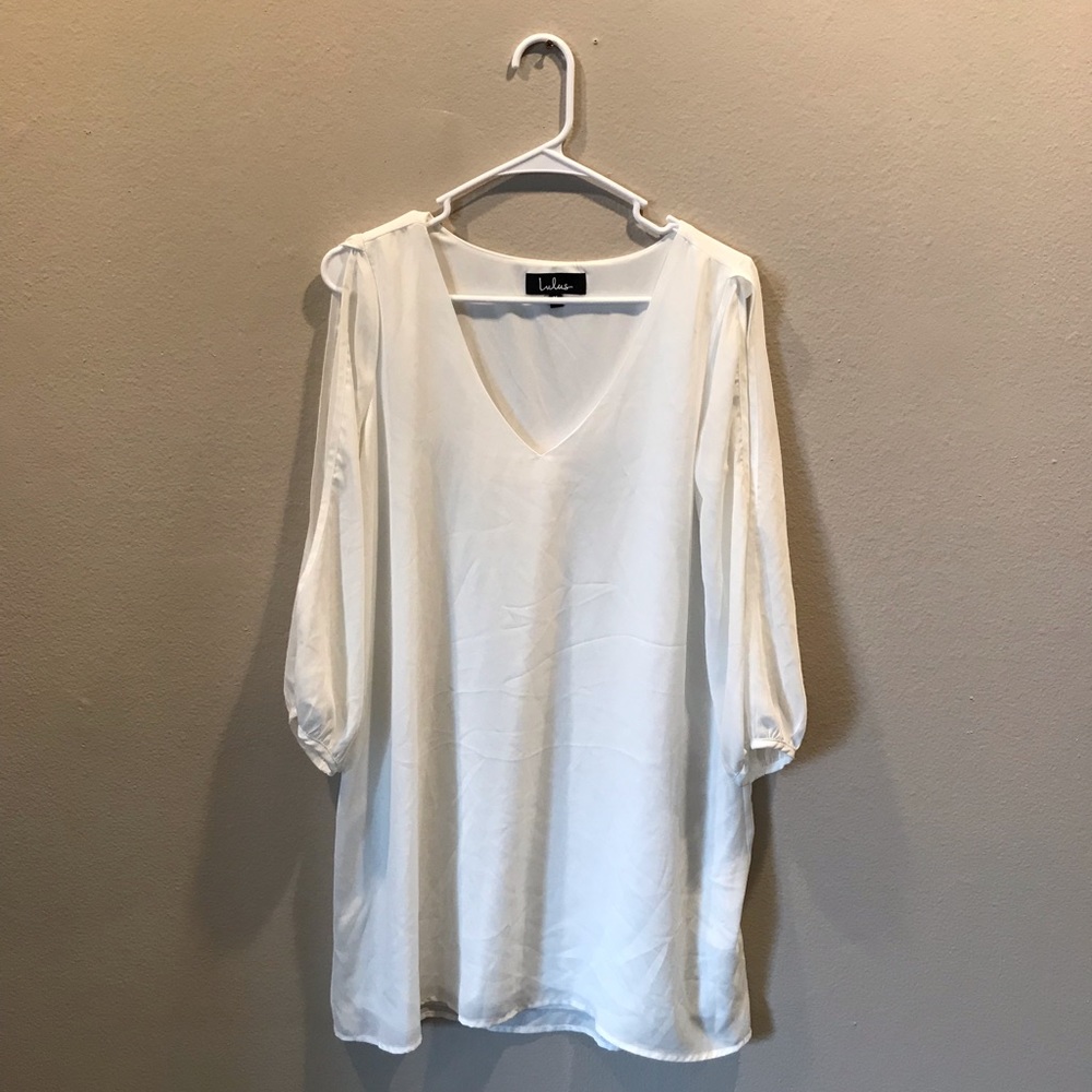 White flowy formal  dress from lulus!